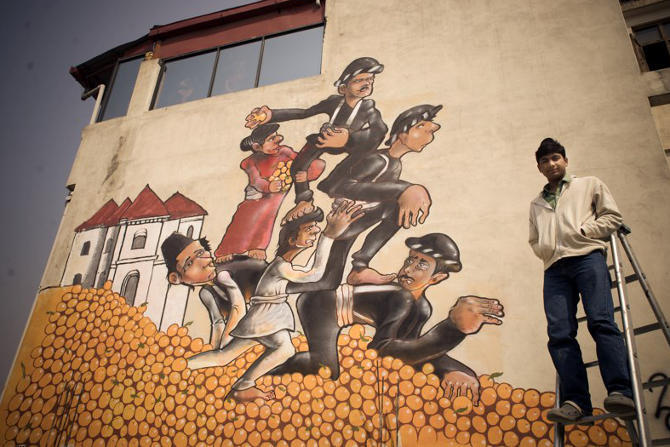 130708-SURATH_NP_MURALS1
