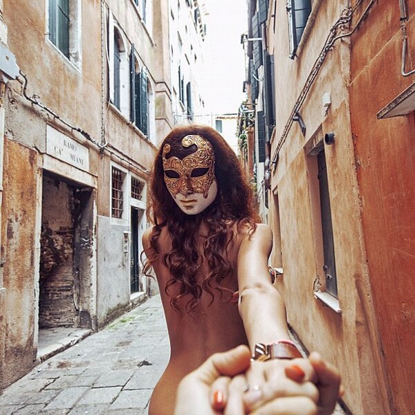 Murad Osmann Follow Me To pictures - Photographers Girlfriend Leads Him Around the World (12)