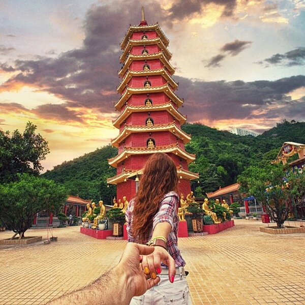 Murad Osmann Follow Me To pictures - Photographers Girlfriend Leads Him Around the World (25)