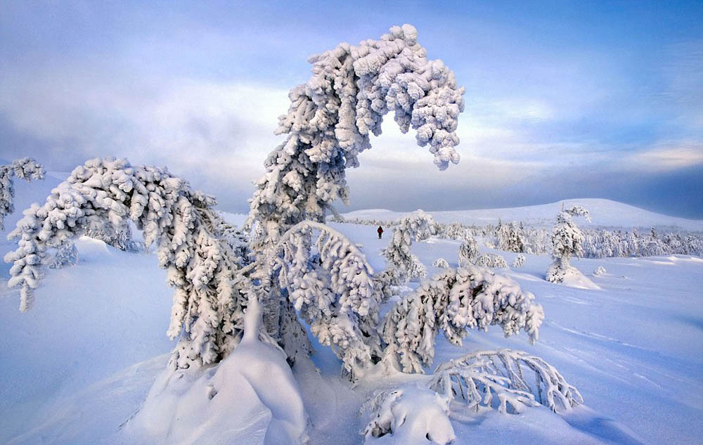 ice-and-snow-formation-of-western-russia-3
