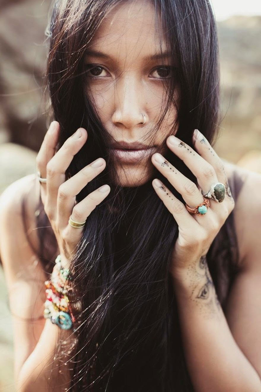 different-countries-women-portrait-photography-michaela-noroc-Khanom-Thailand