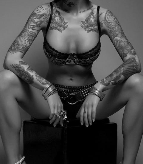 25 Awesome Examples of Sleeve Tattoo Ideas