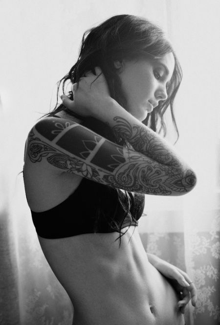 25 Awesome Examples of Sleeve Tattoo Ideas