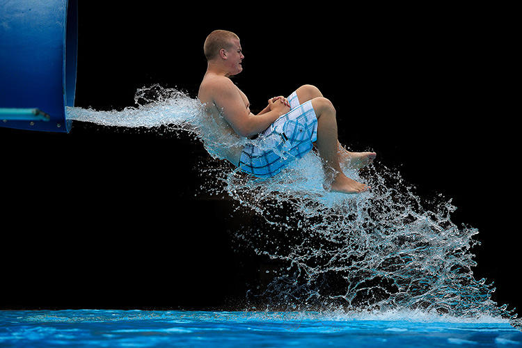 3033400-slide-s-waterslide-06