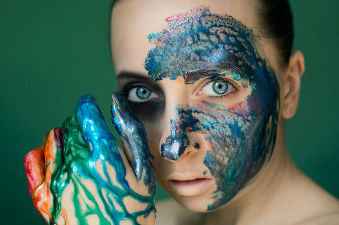 Enchantingly Beautiful Self Portraits by Sasha Oleksiichuk