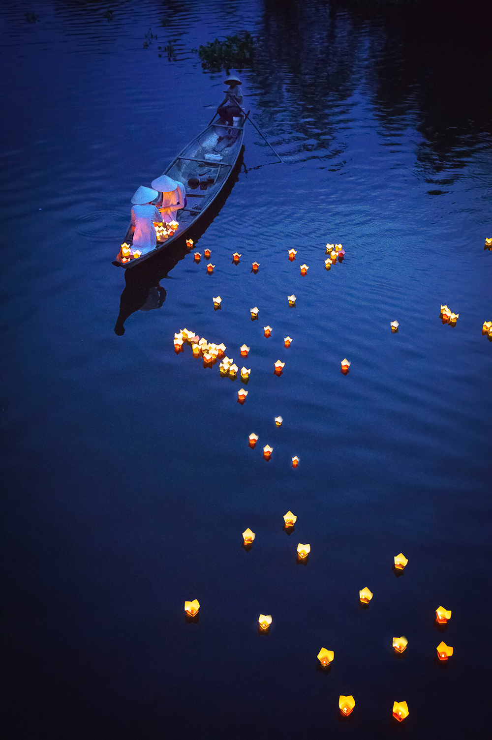 16. Praying on the river 1 by Phạm Tỵ / Picfair