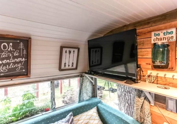 Transformed 1962 vintage camper motel