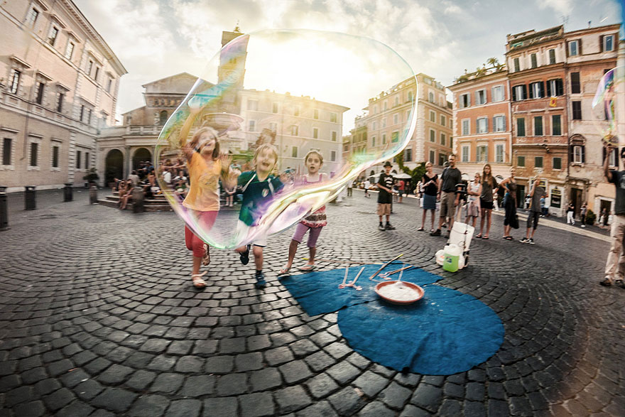 children-around-the-world-italy