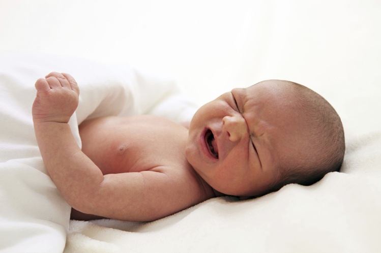 newborns-cry-no-tear