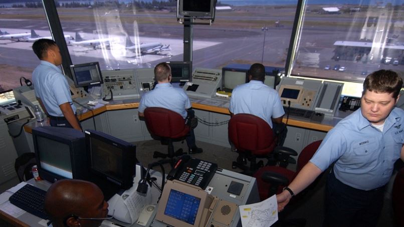 air-traffic-controller