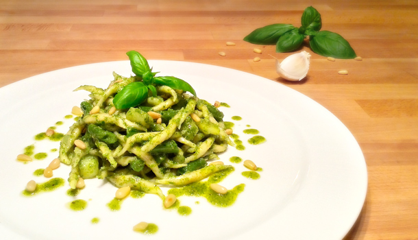 AV_POST_00062_RECIPE_CLASSIC-PESTO_st1AV_POST_00061_RECIPE_Trofie-al-pesto_fetured