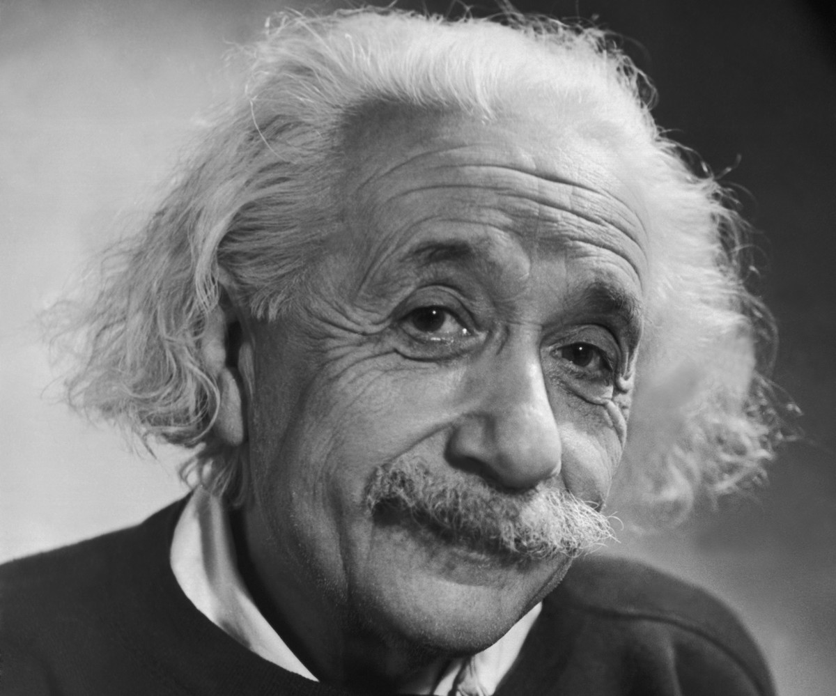 albert-einstein-03