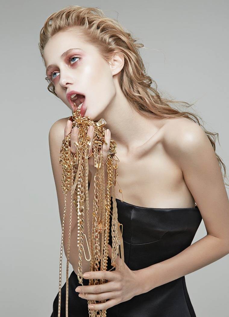 Provocative Images Show How Our Society Is Addicted To Material Wealth