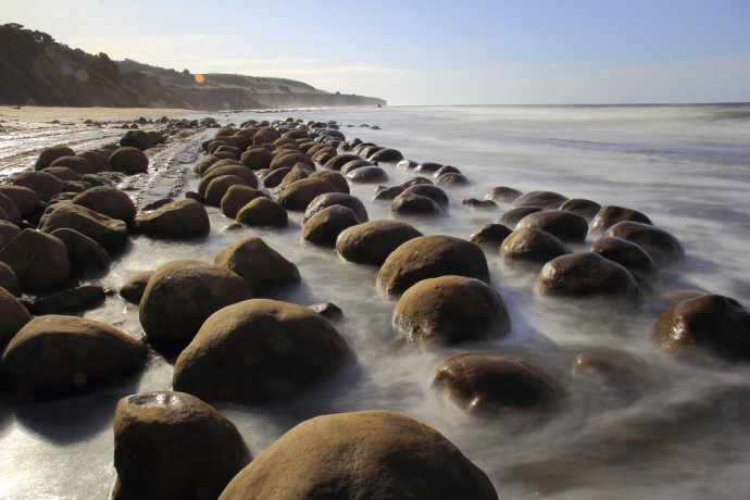 bowling-ball-690x460