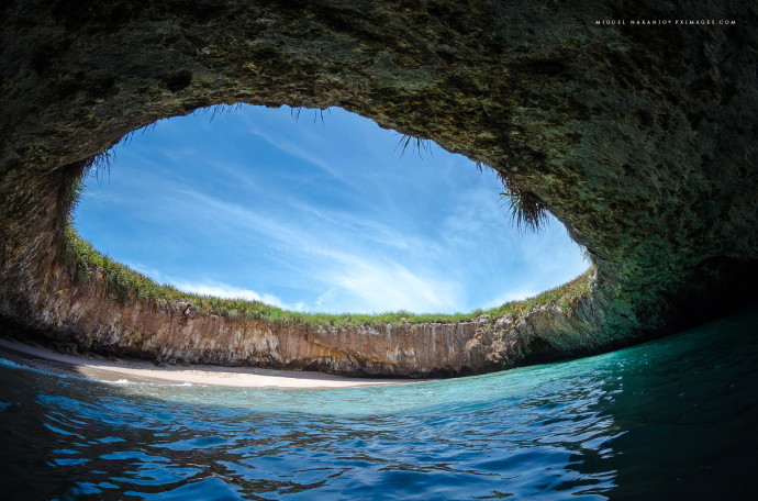 canopy-beach