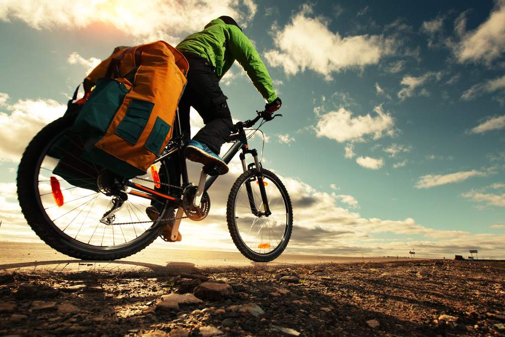 travel on a bicycle