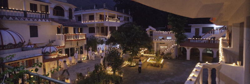 famous yoga retreats in India