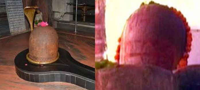 Shivling changes Colours Thrice a Day