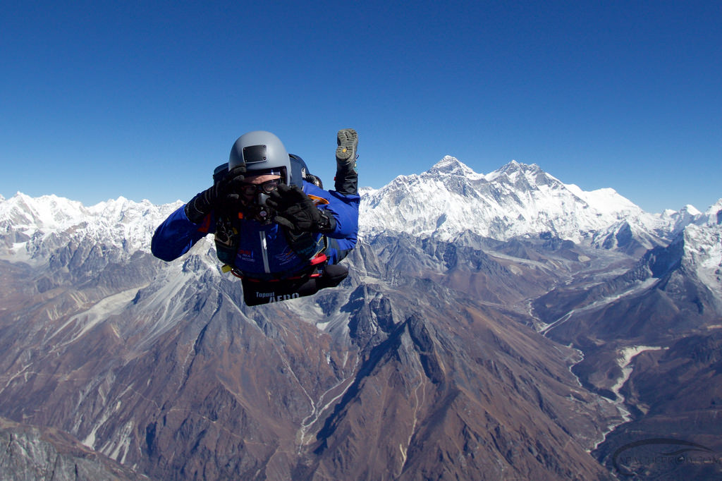 Skydive in Everest
