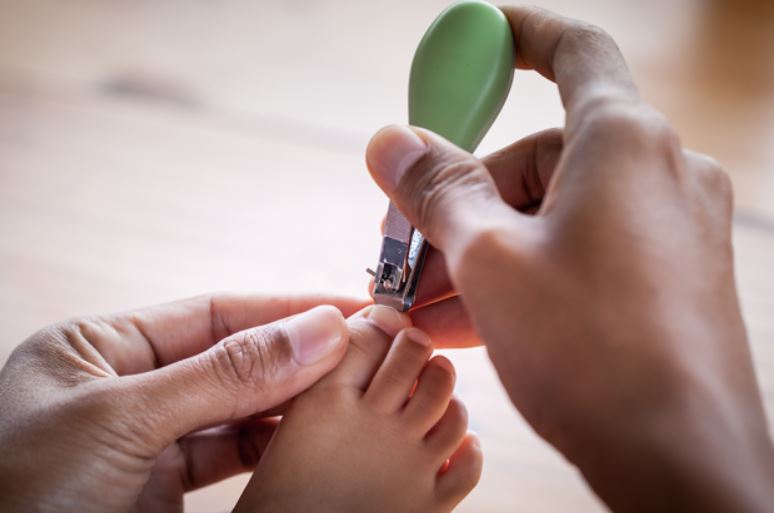 Avoid Cutting Nails During Night-Time